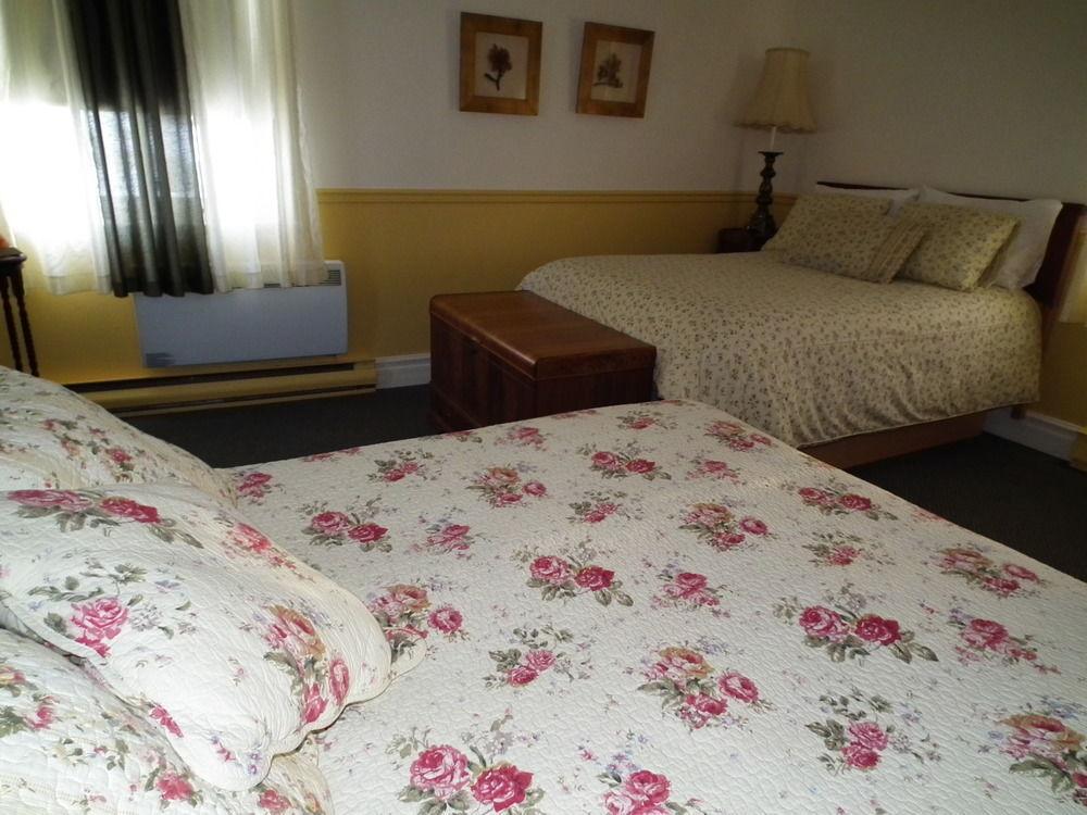 Auberge Beausejour Amqui Bagian luar foto